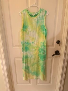 Hem & Thread Tie-Dye Midi Dress